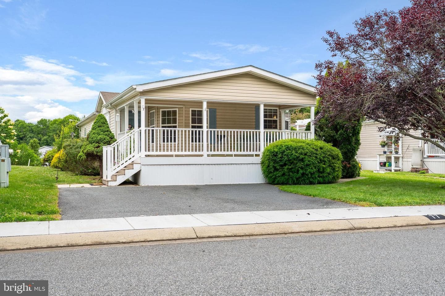 77 Woods Way, Elkton