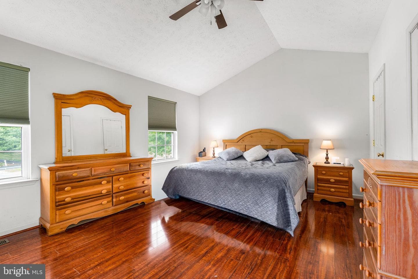 146 Manchester Drive photo 16