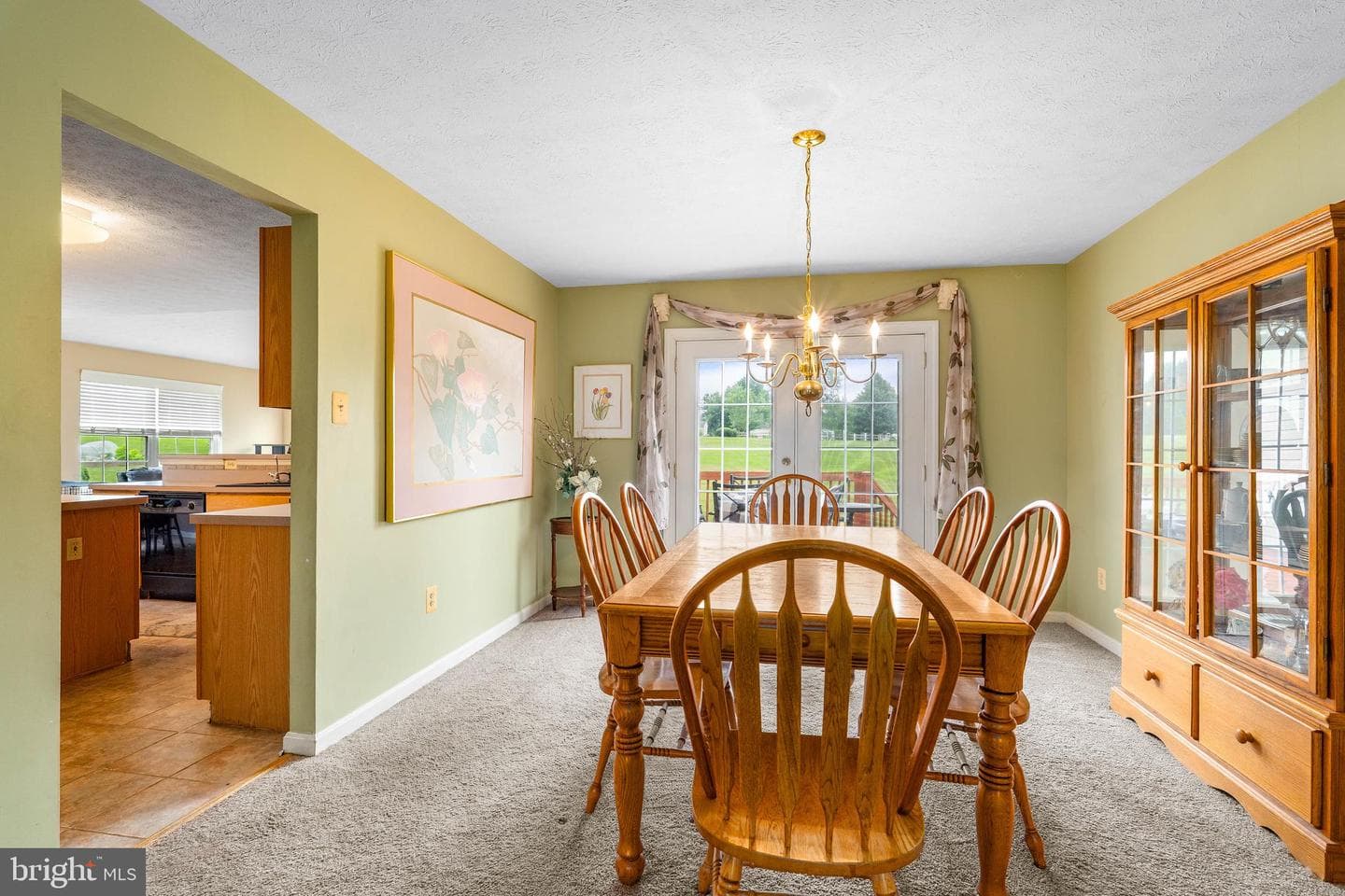 146 Manchester Drive photo 5