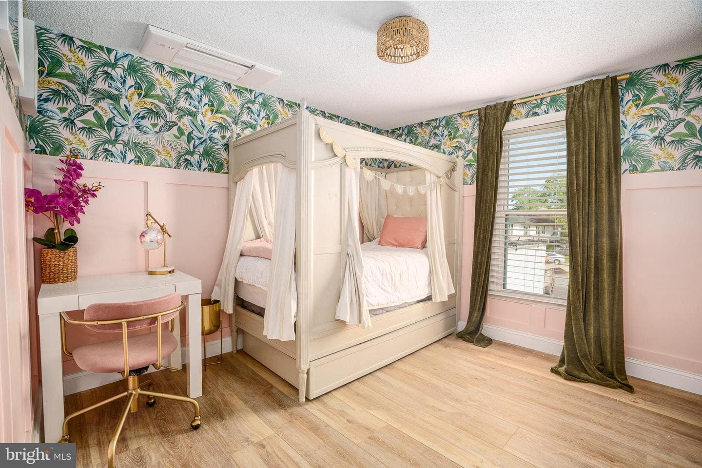 1 Highview Road photo 32
