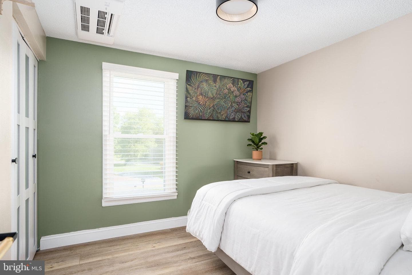 1 Highview Road photo 33