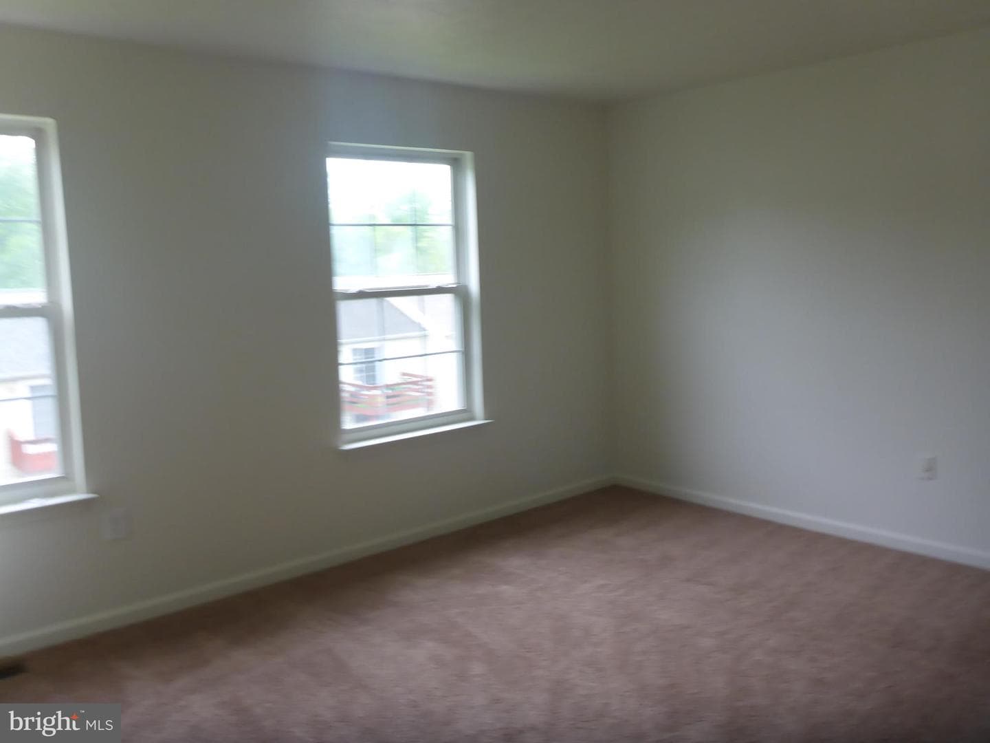 61 Sycamore Drive photo 25