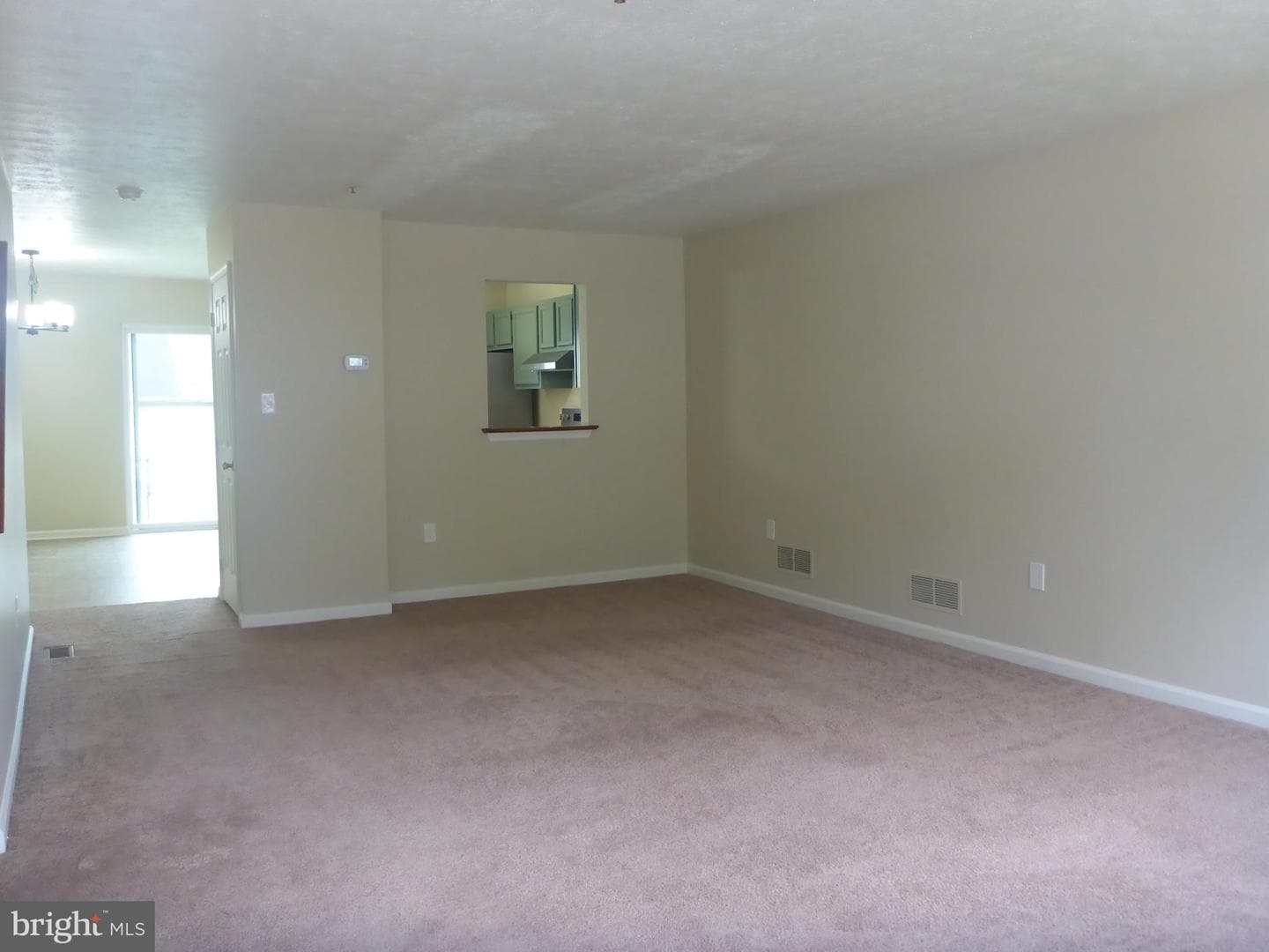 61 Sycamore Drive photo 4