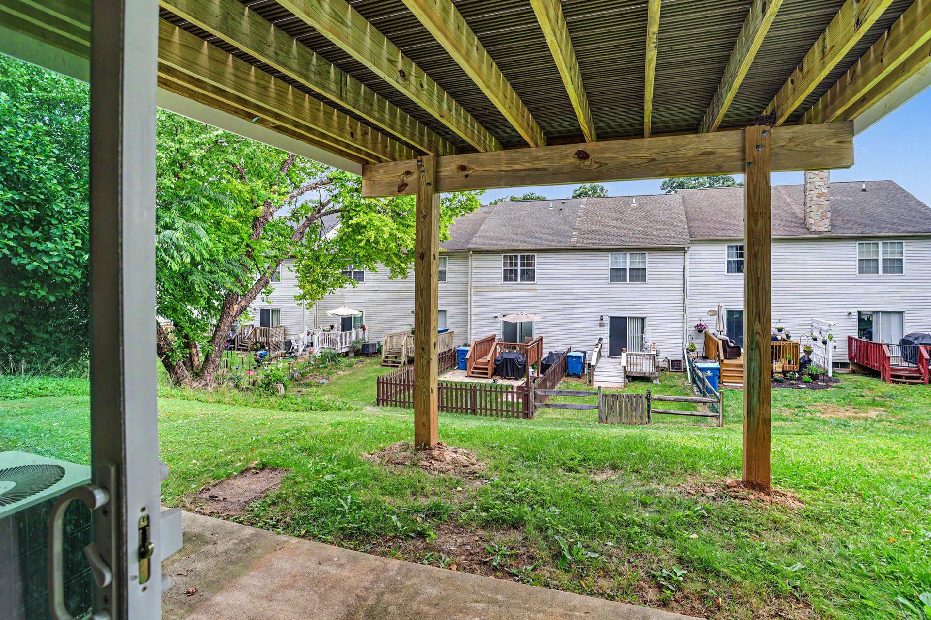 122 Cherry Tree Lane photo 34