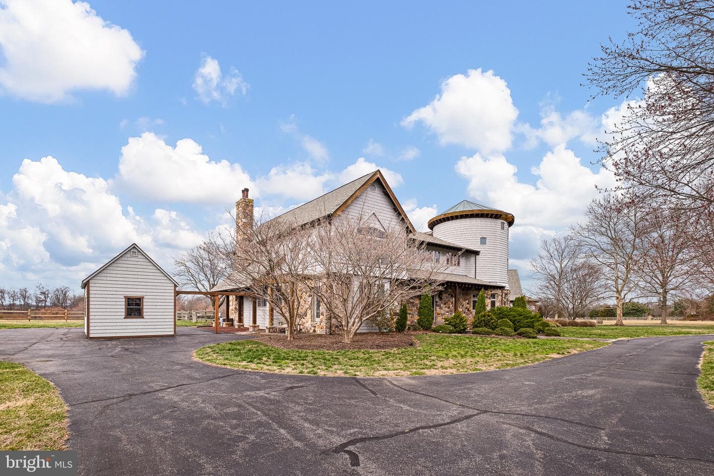 73 Scott Road photo 68