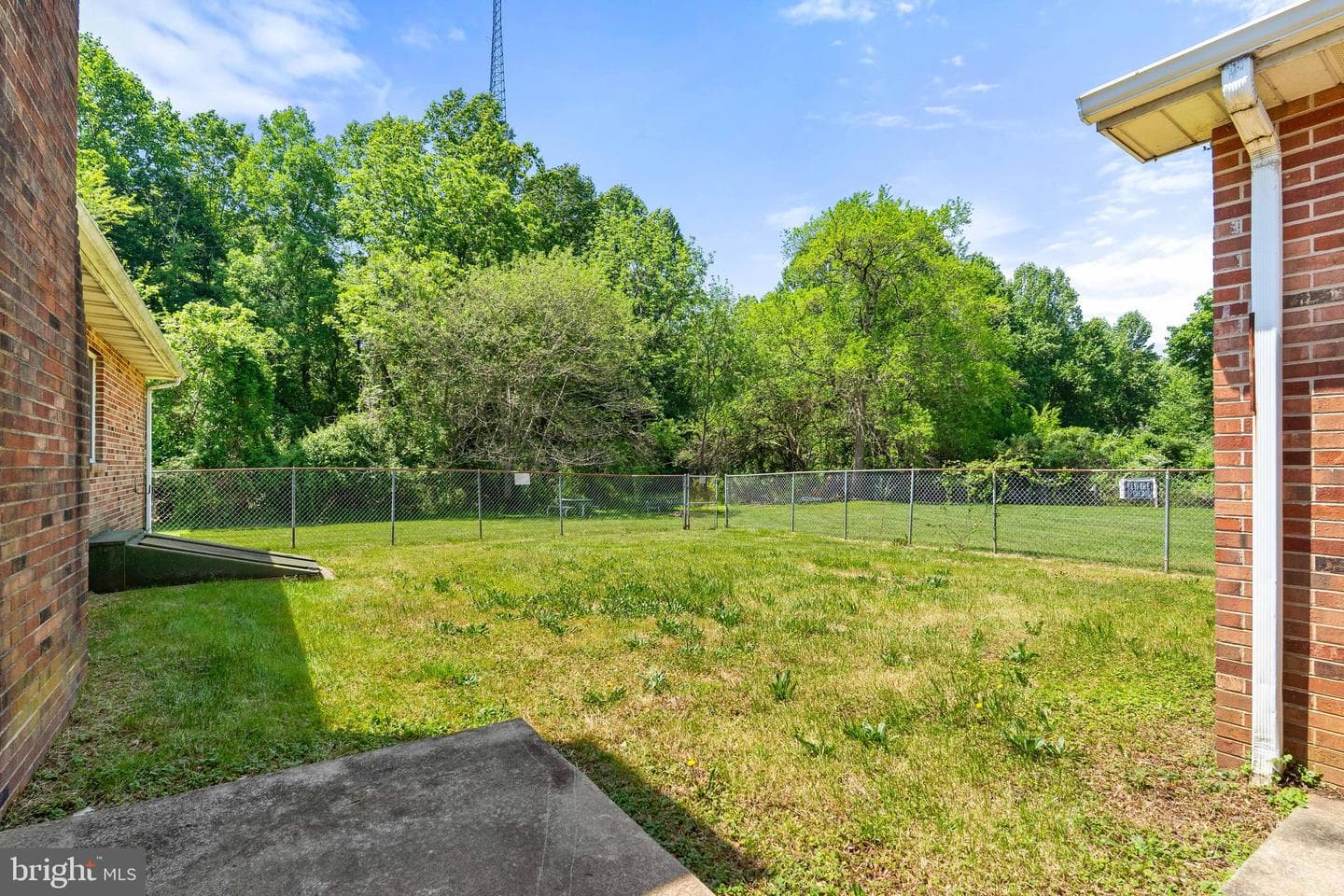 4793 Telegraph Road photo 30