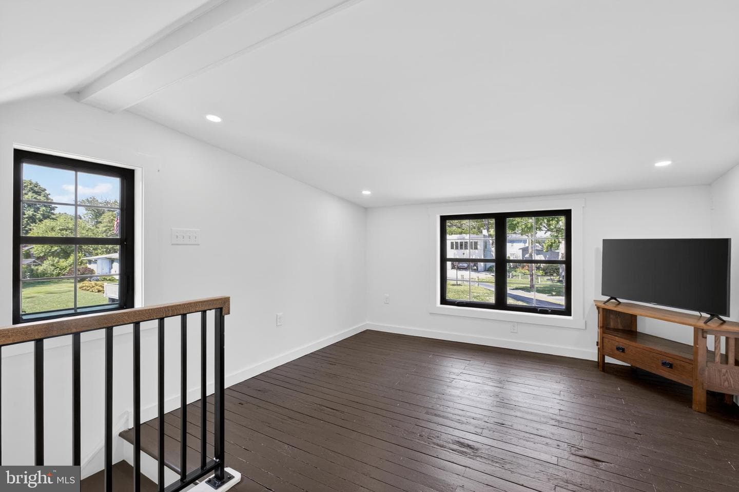 70 Park Lane photo 41
