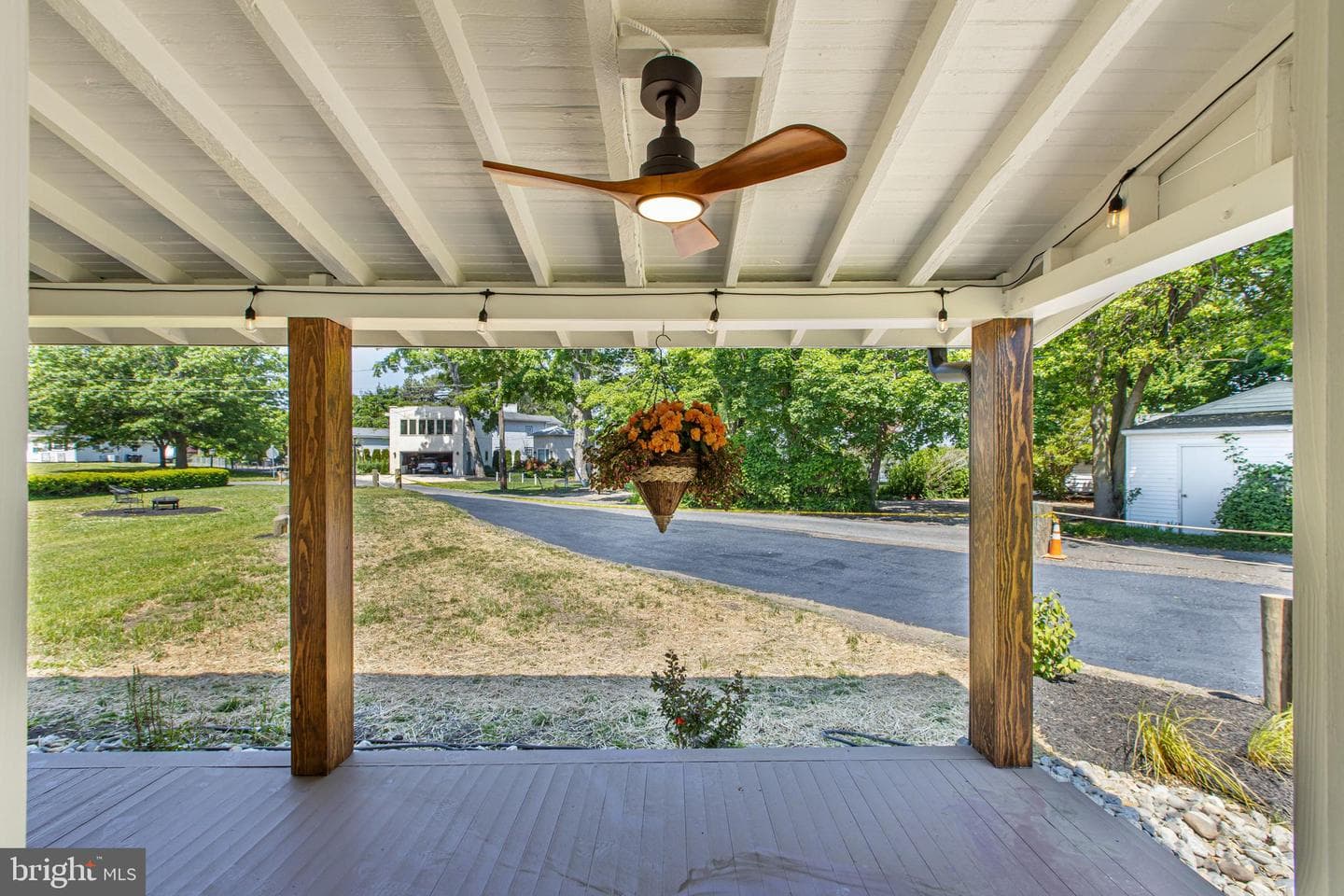 70 Park Lane photo 48