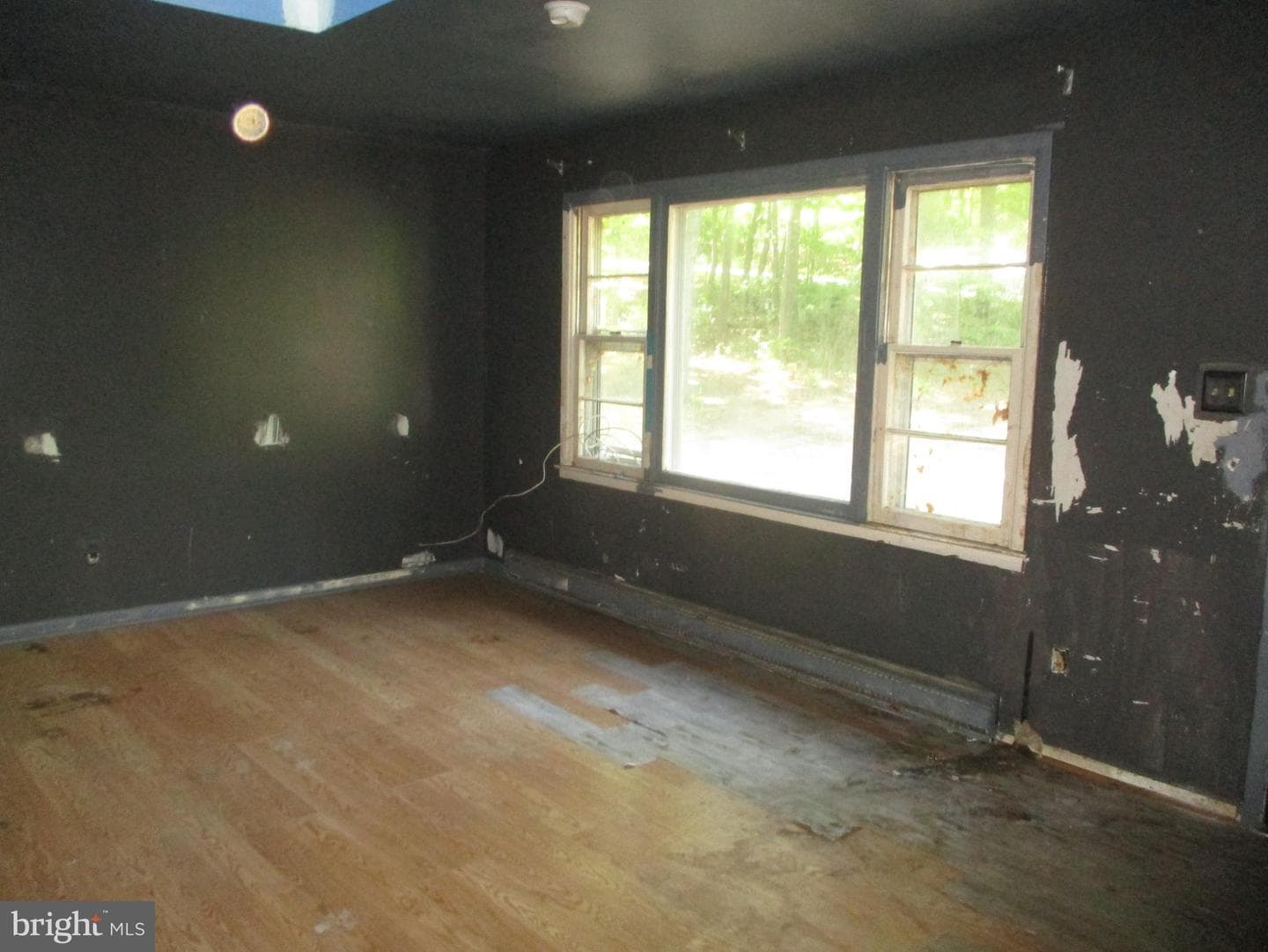 49 Crestwood Drive photo 3