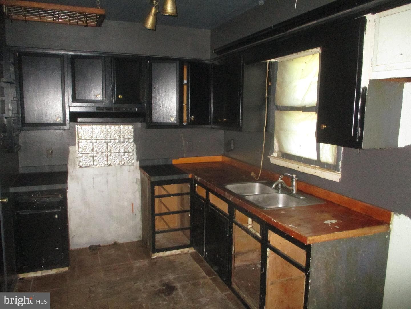 49 Crestwood Drive photo 4