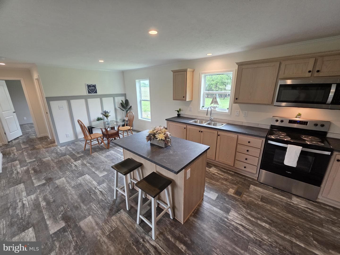 289 Grove Neck Road photo 6