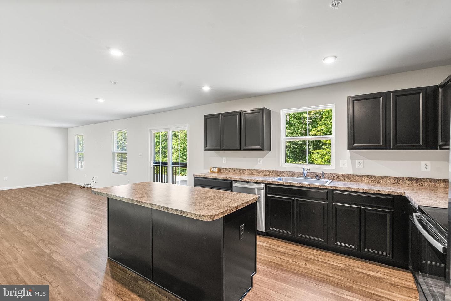 33 Tilia Drive photo 9