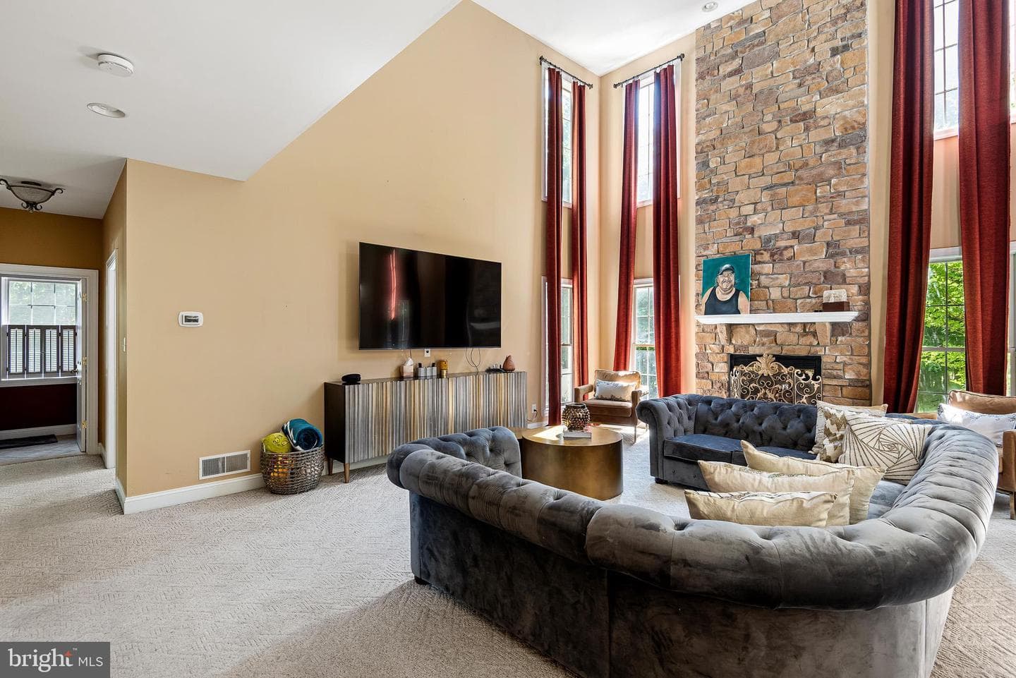 233 Woodholme Way photo 15