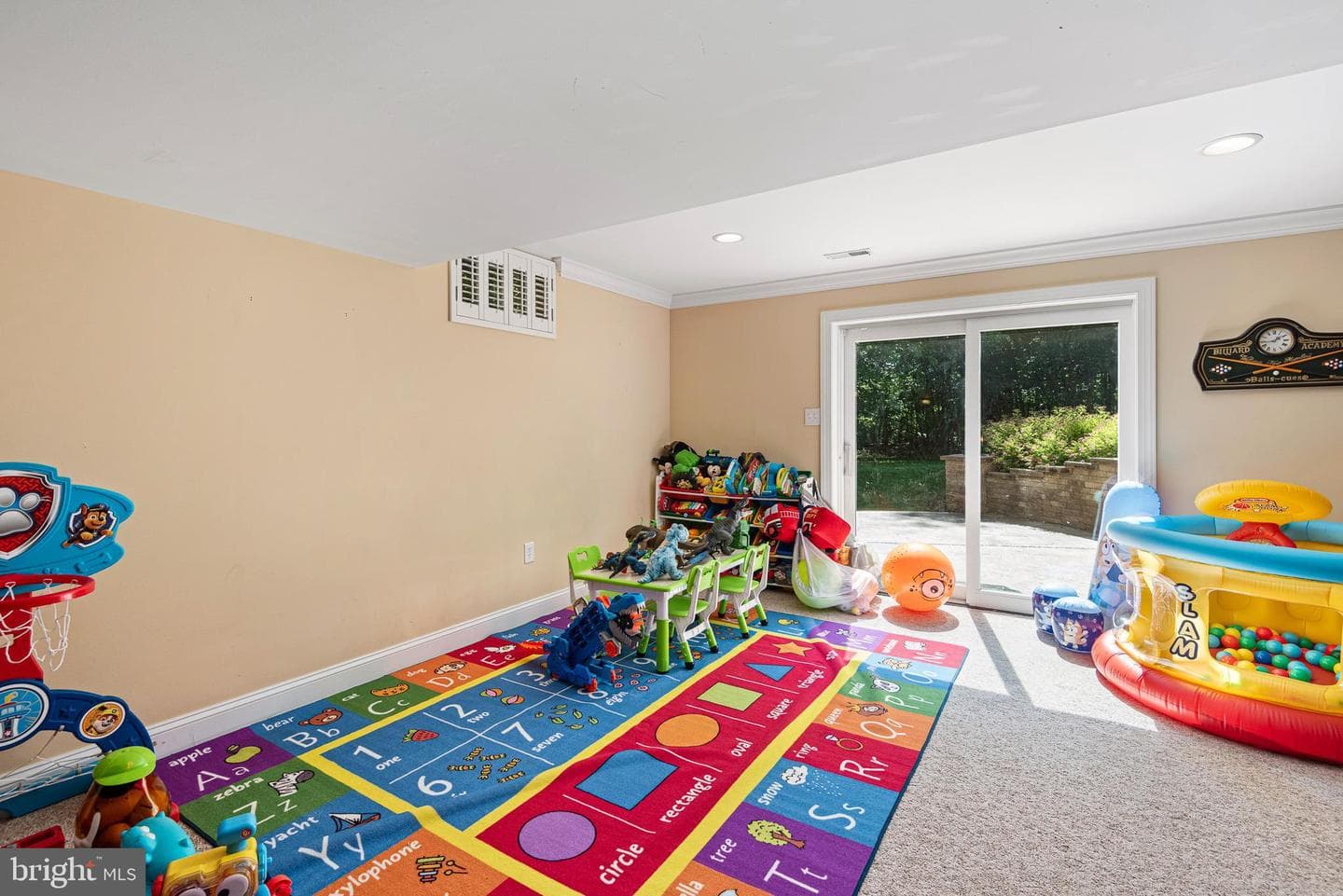 233 Woodholme Way photo 46