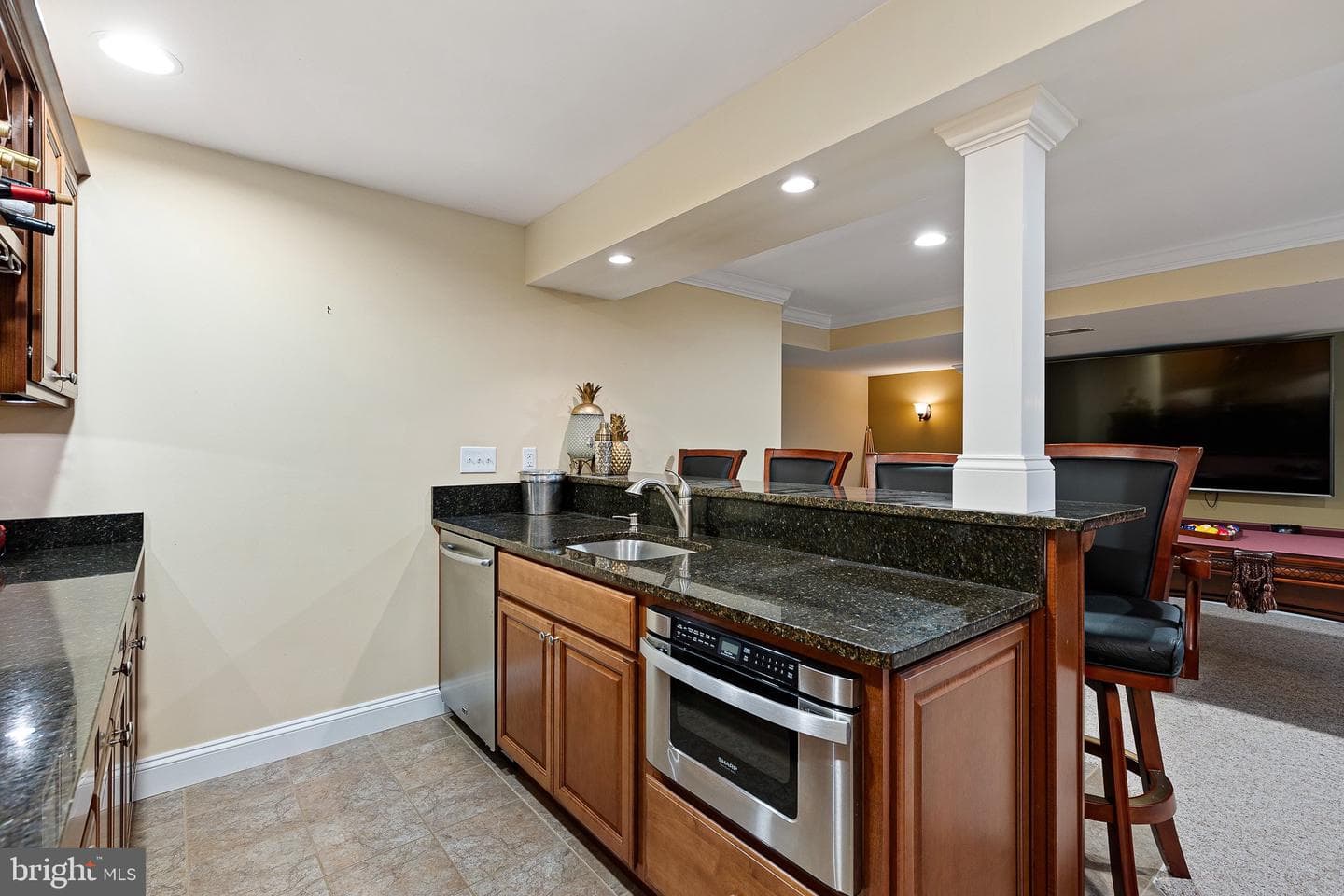 233 Woodholme Way photo 50