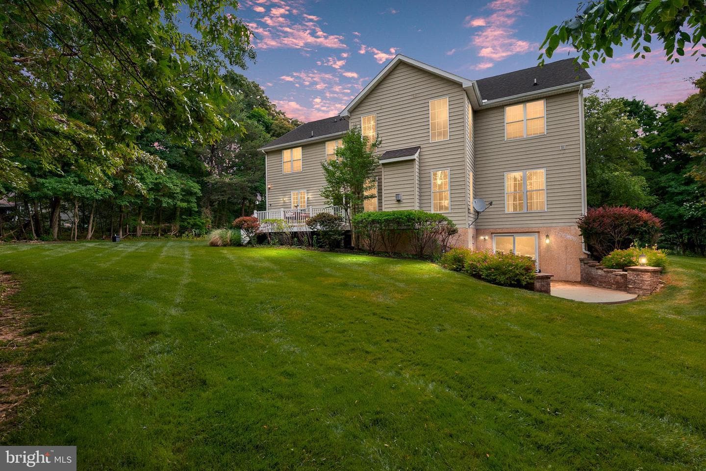 233 Woodholme Way photo 57