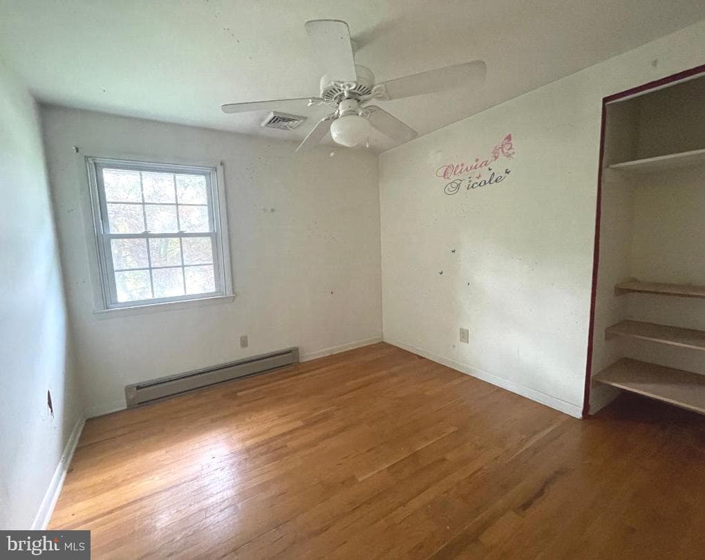 253 Courtney Drive photo 4