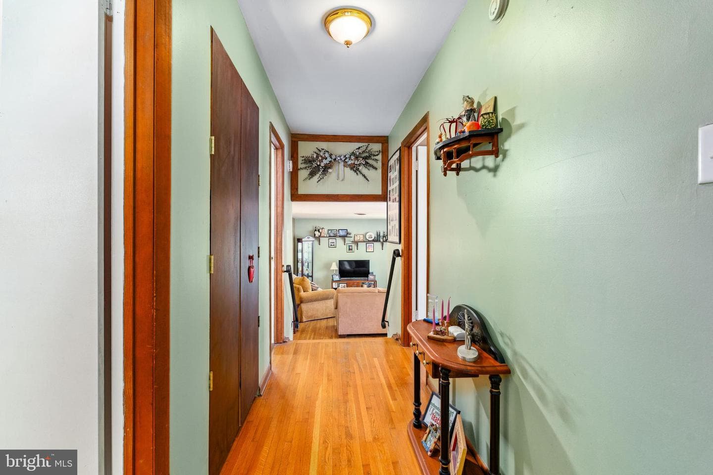 240 Courtney Drive photo 15