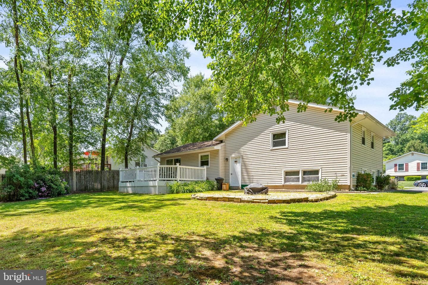 240 Courtney Drive photo 27