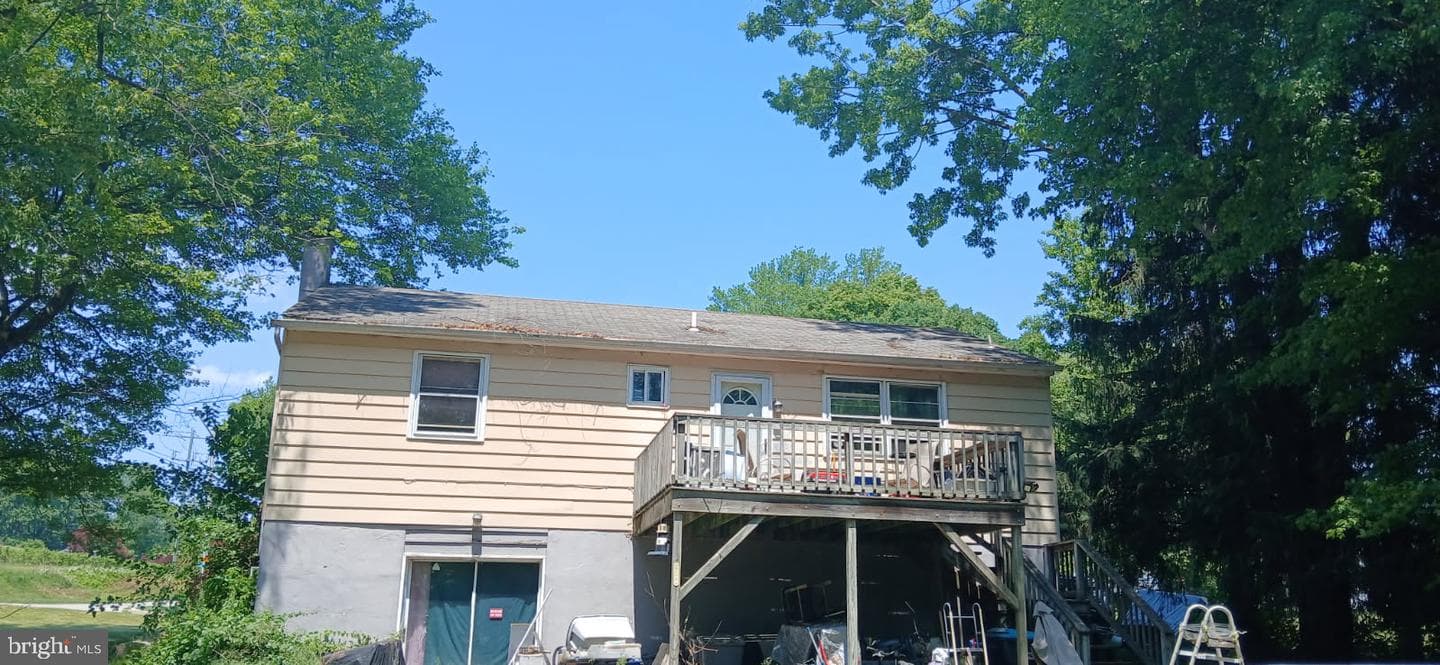 8 Barksdale Court photo 3