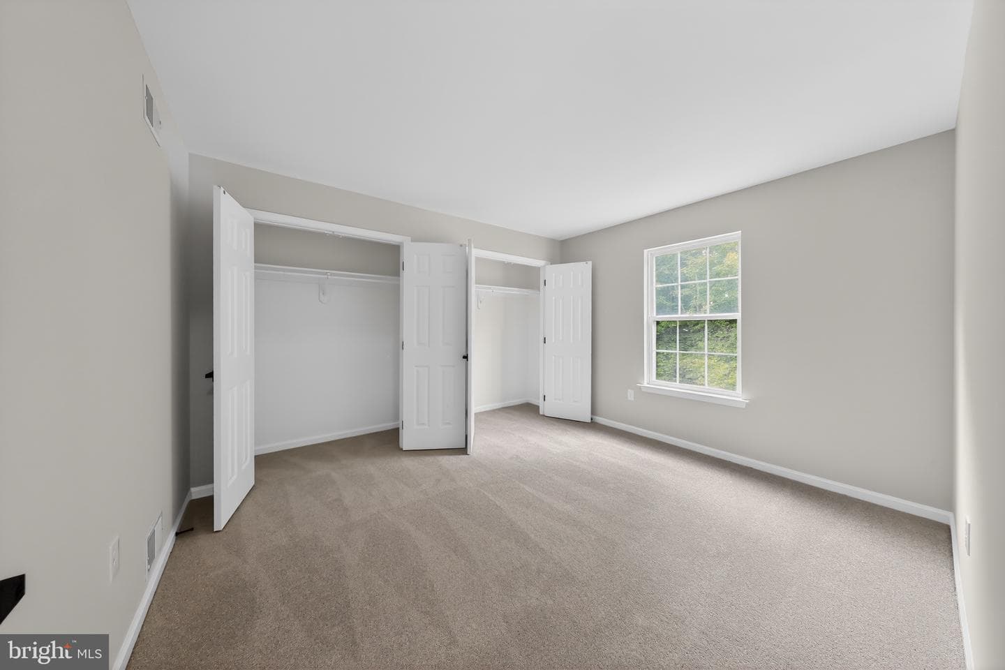 112 Liberty Lane photo 19