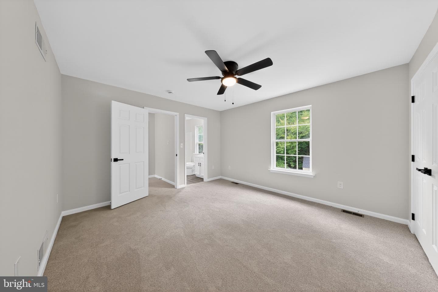 112 Liberty Lane photo 26