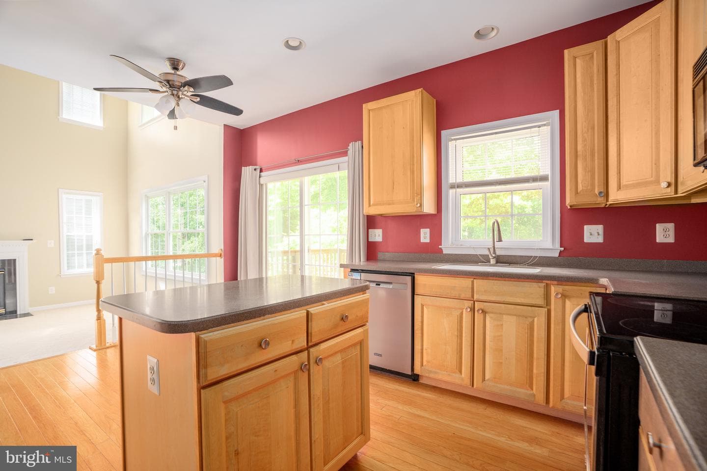 132 Thomas Jefferson Terrace photo 6