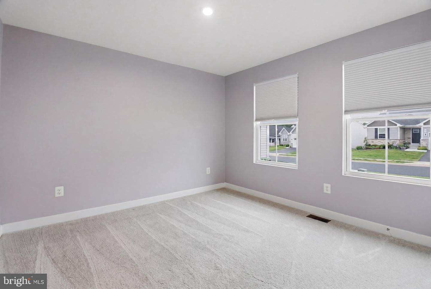 369 E Calvert Crossing photo 20
