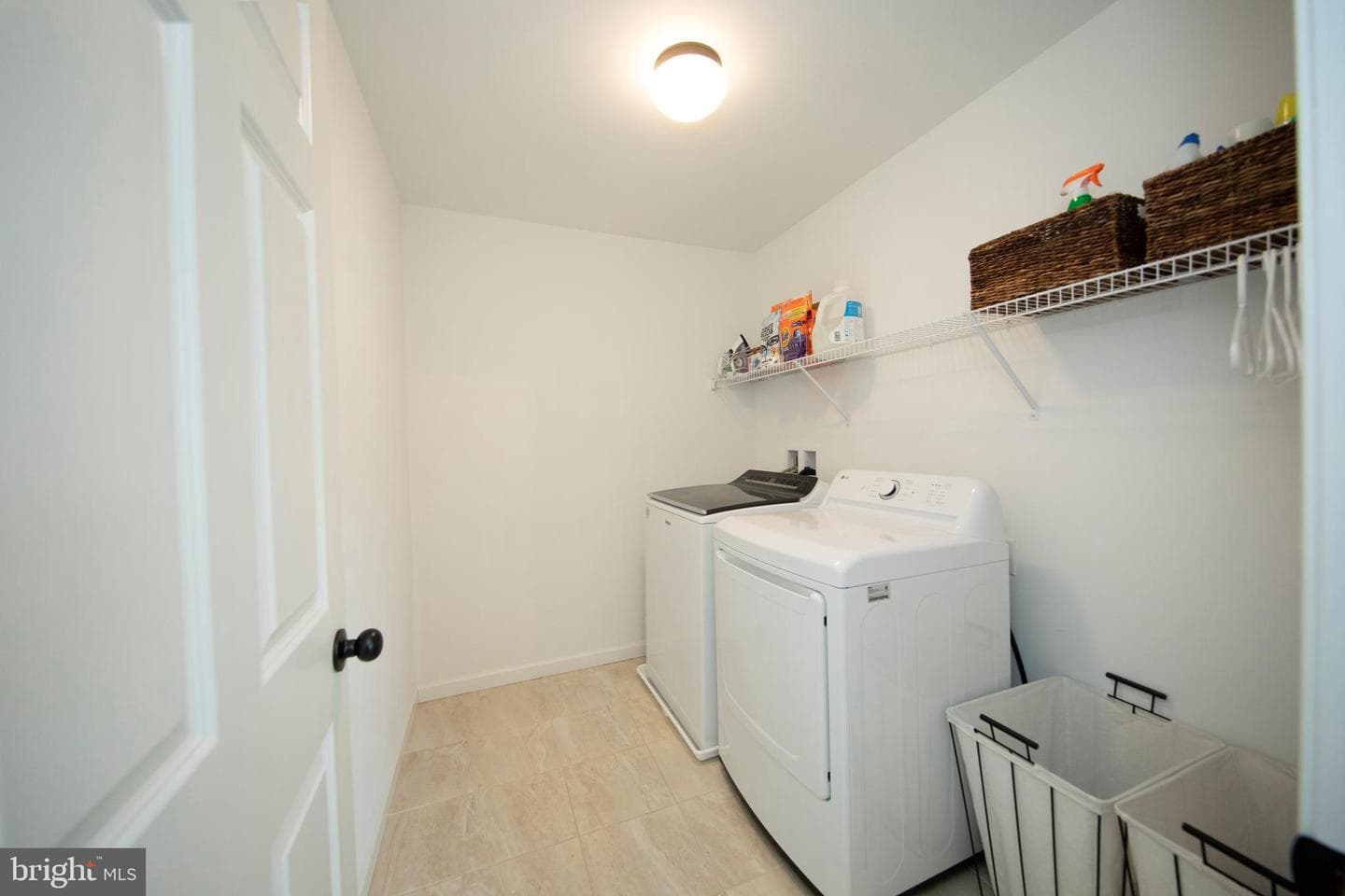 154 Saratoga Ct photo 38