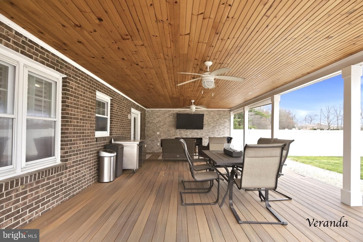130 Carriage Lane photo 8