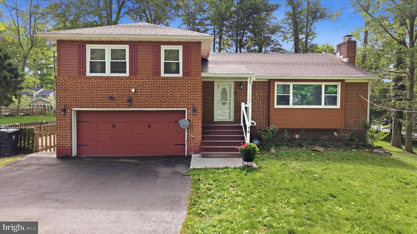 14 E Parkway, Elkton
