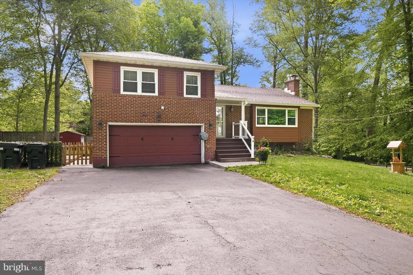 14 E Parkway, Elkton