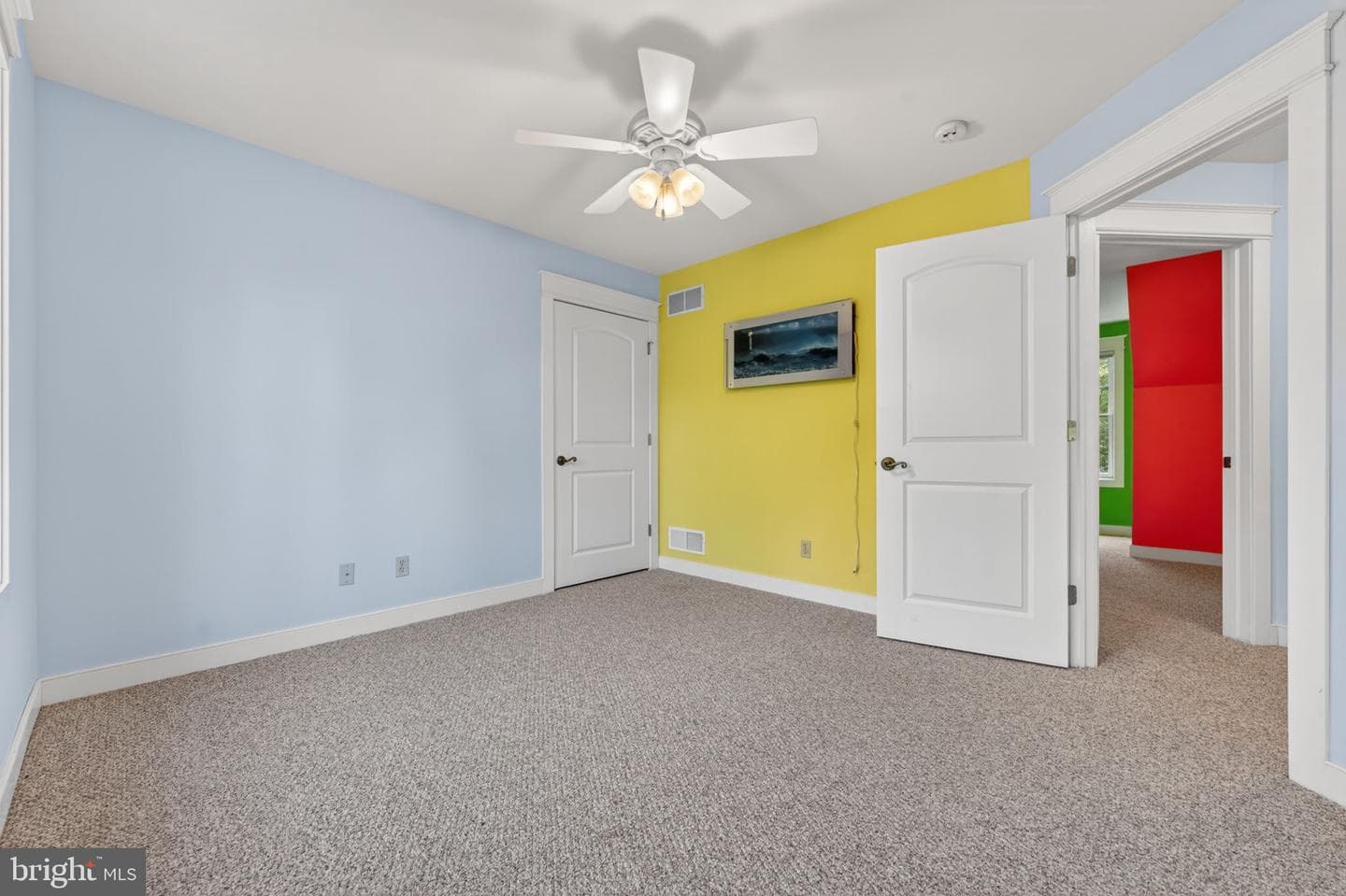 302 Cecil Avenue photo 24