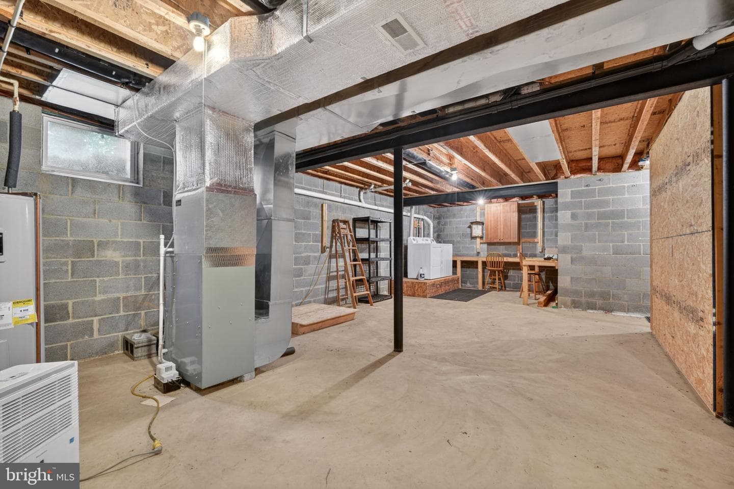 302 Cecil Avenue photo 26