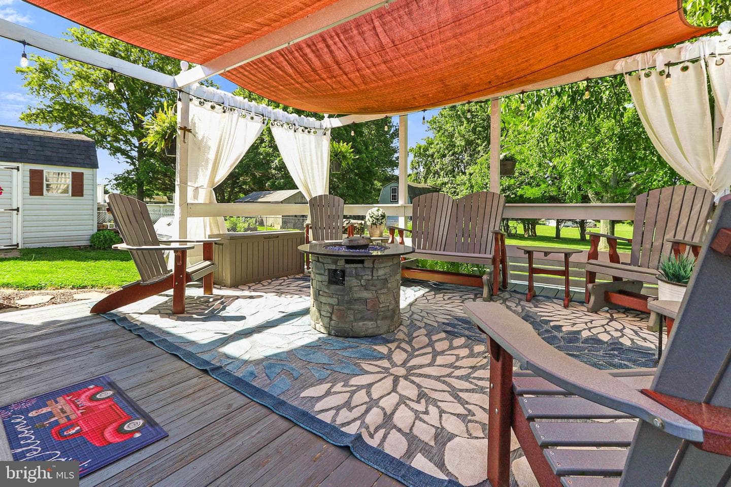 75 Macintosh Drive photo 12