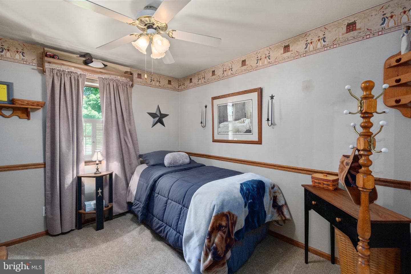 75 Macintosh Drive photo 19