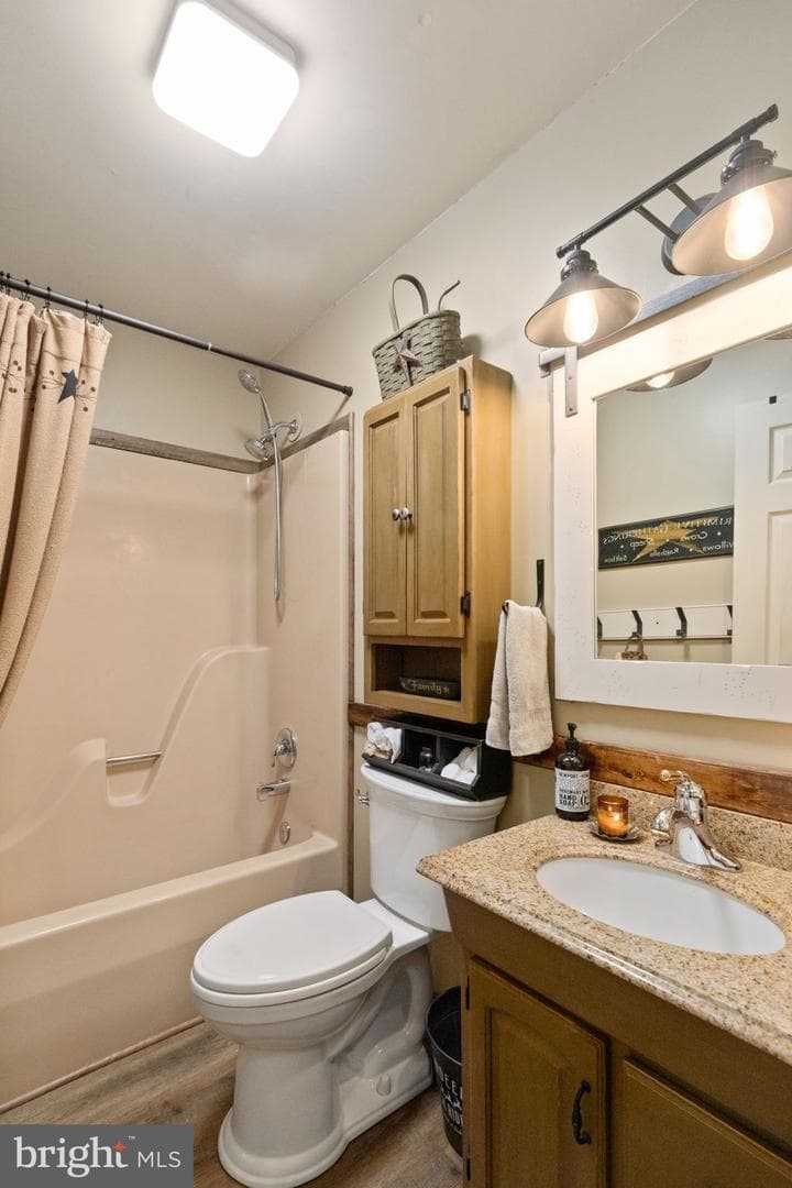 75 Macintosh Drive photo 21