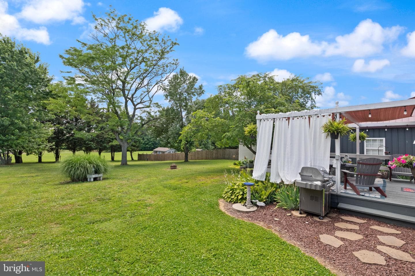 75 Macintosh Drive photo 39