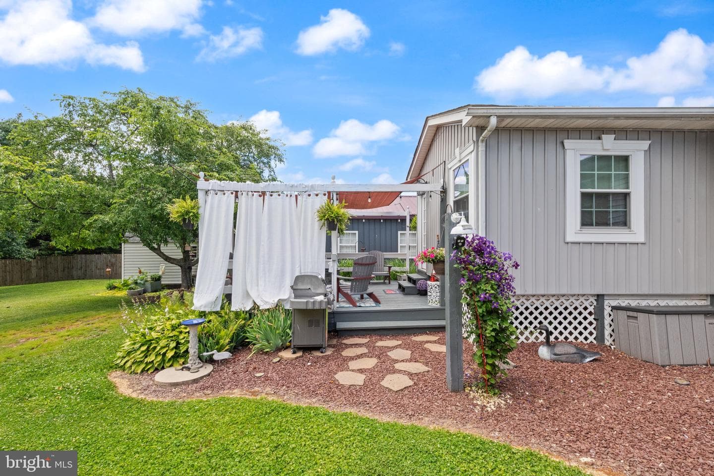 75 Macintosh Drive photo 40