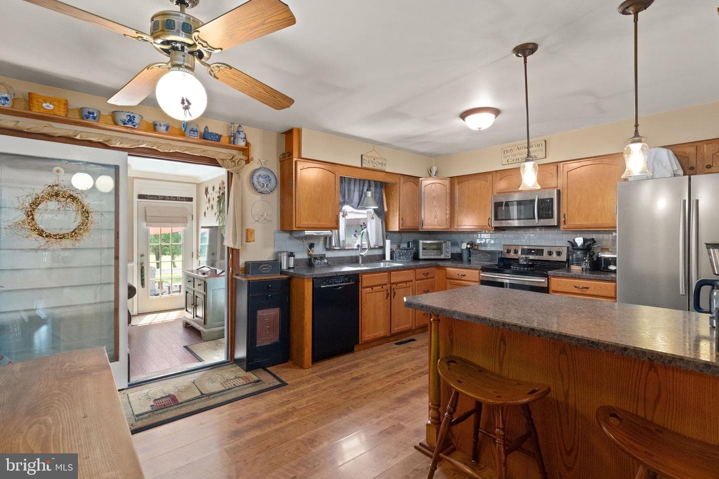 75 Macintosh Drive photo 6