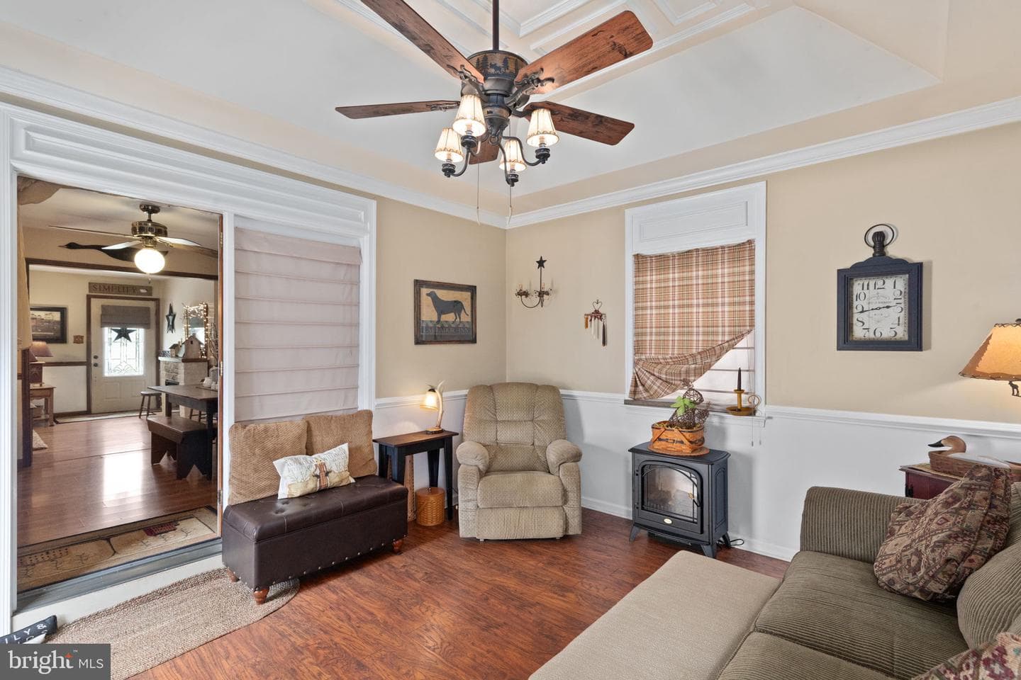75 Macintosh Drive photo 9