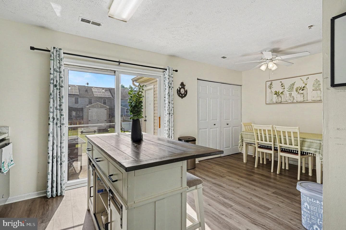 35 Chartwell Court photo 10