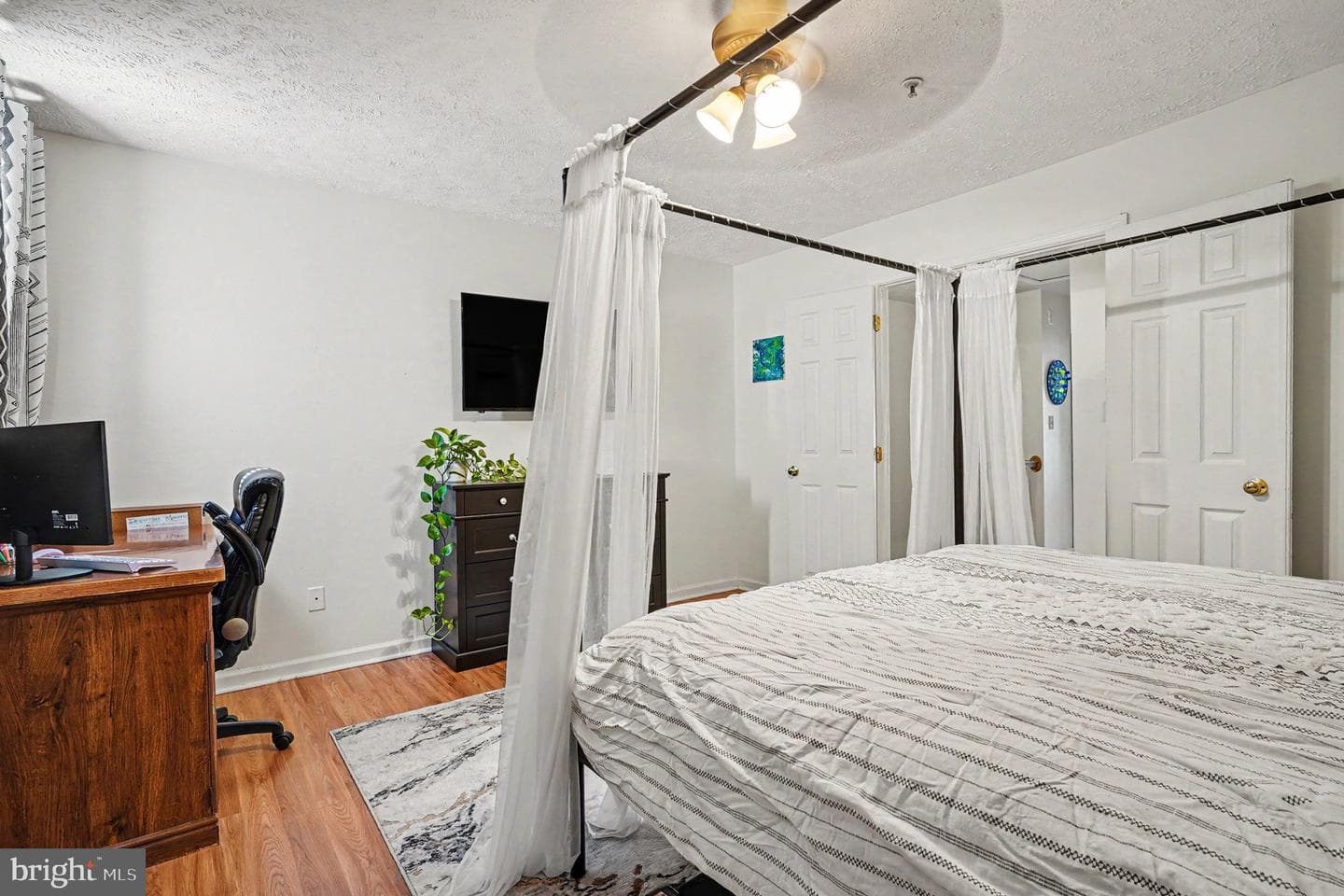 35 Chartwell Court photo 14