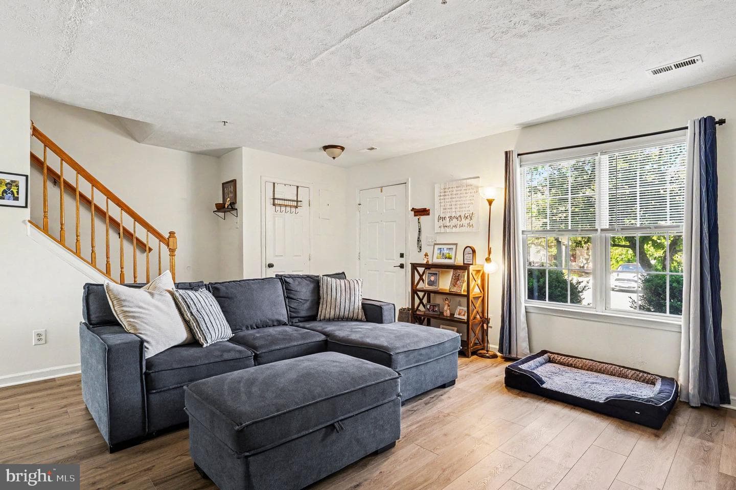 35 Chartwell Court photo 4