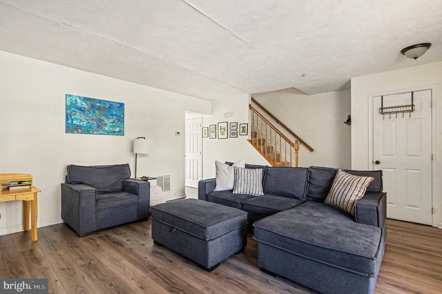 35 Chartwell Court photo 6