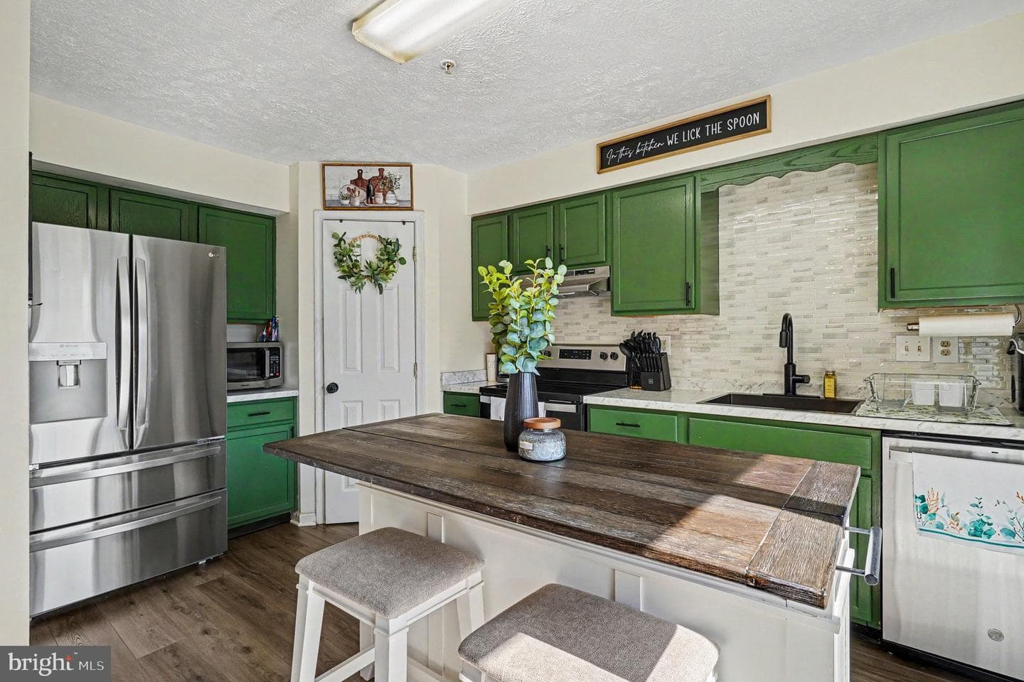35 Chartwell Court photo 8
