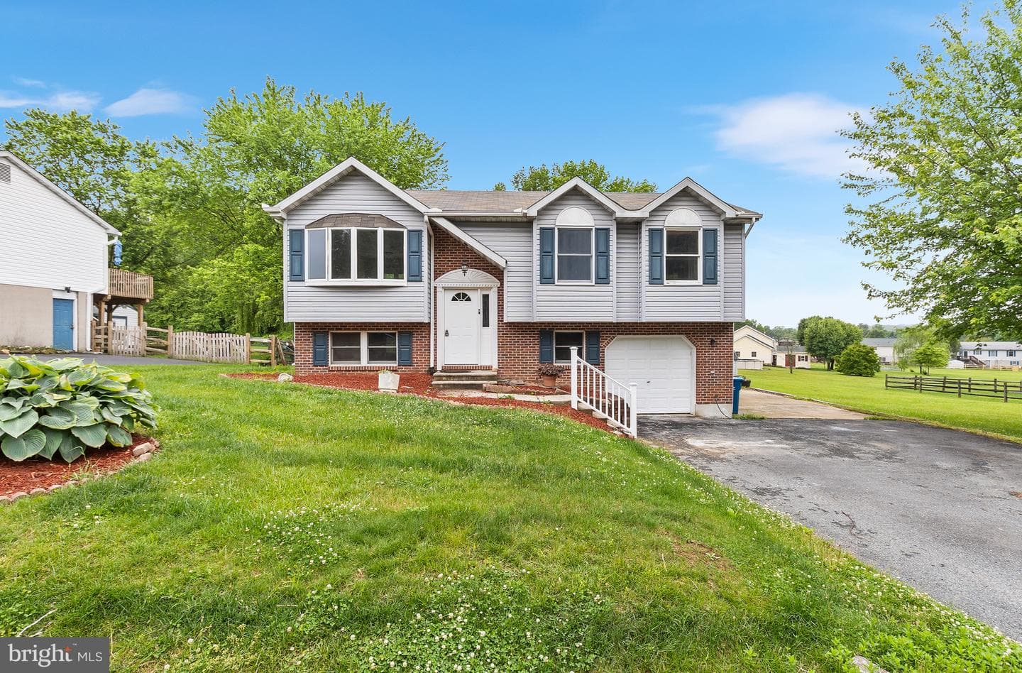 107 Highland Drive photo 4