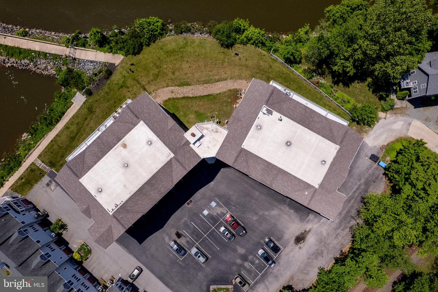 118 Rowland Dr photo 30