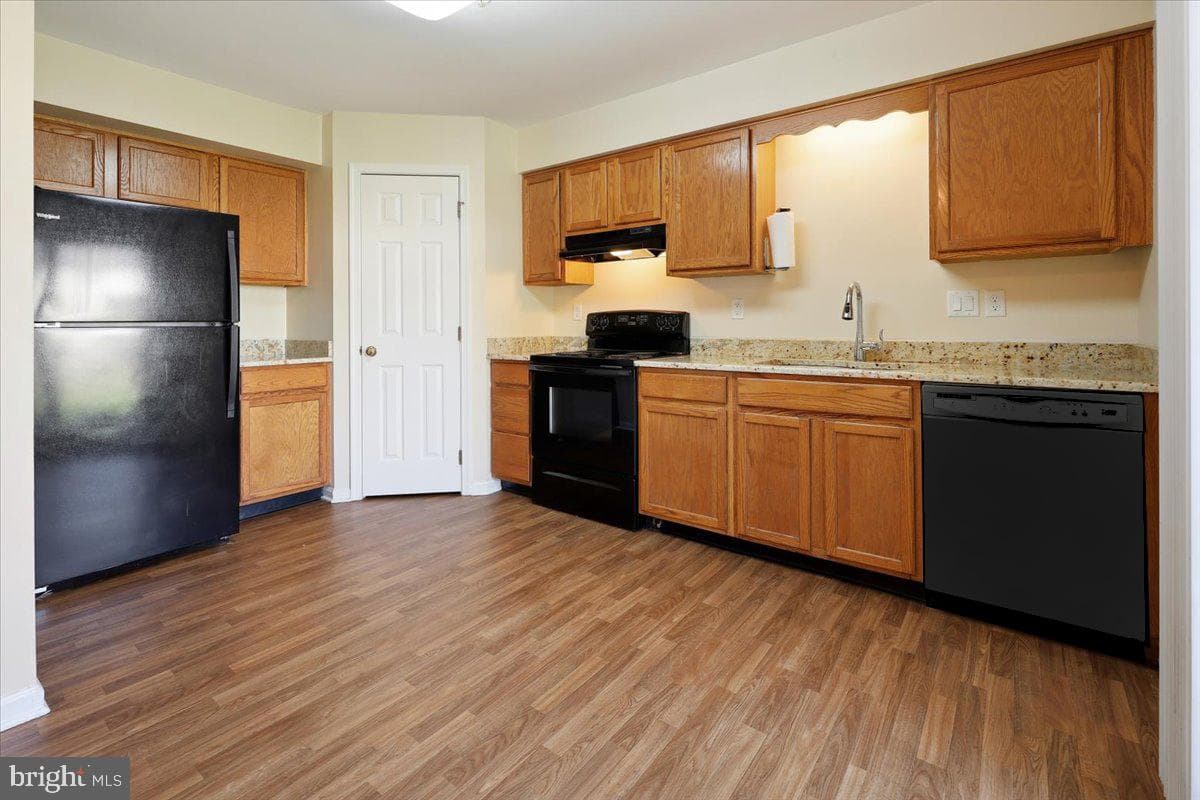 39 Chartwell Court photo 12