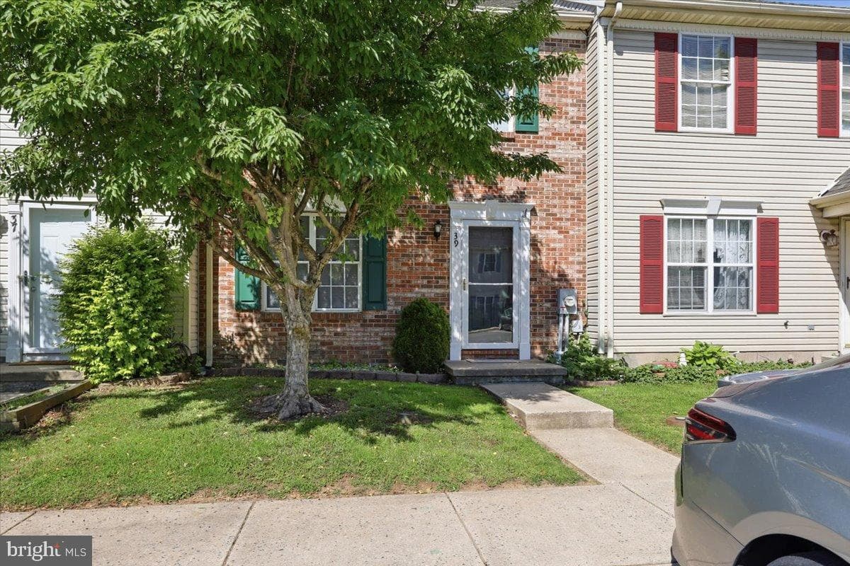 39 Chartwell Court photo 5